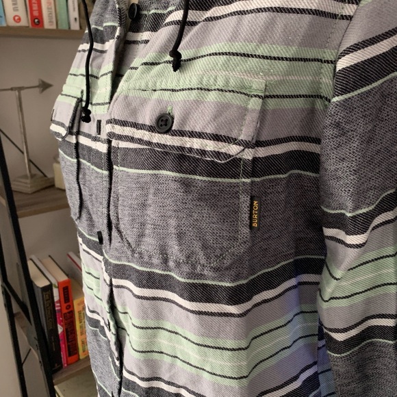 Burton Hooded Flannel - Picture 5 of 8